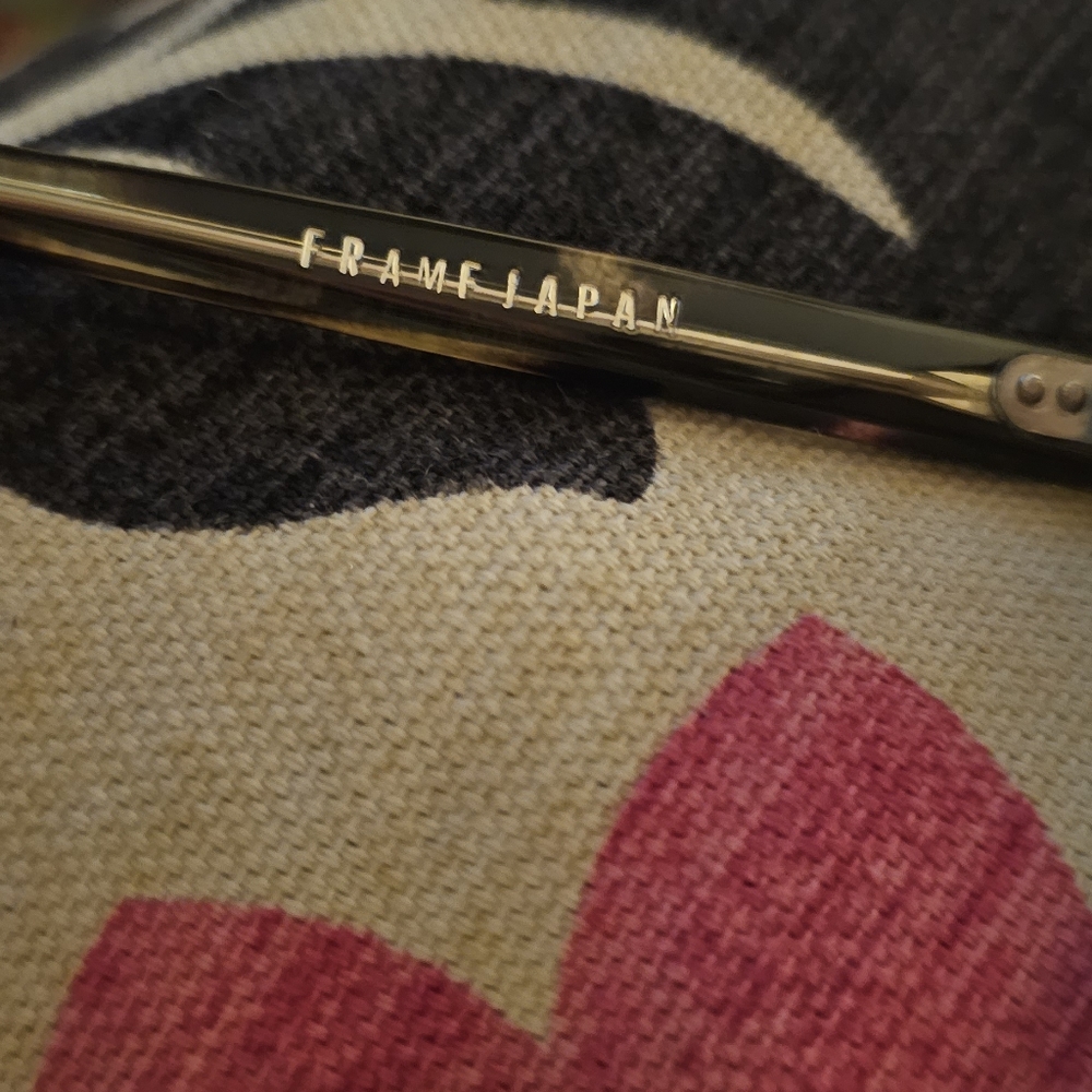 VINTAGE RENAULD 70's SUNGLASSES - Picture 5 of 7